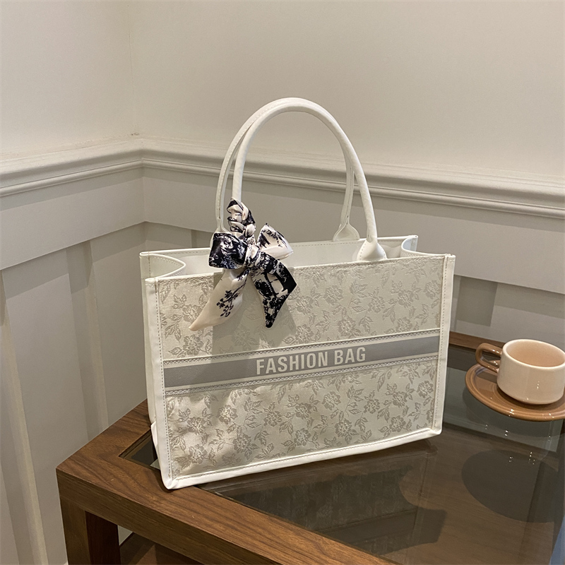 Luxury Bags Vendor - Luxury Elegant Women Tote Bag Embroid