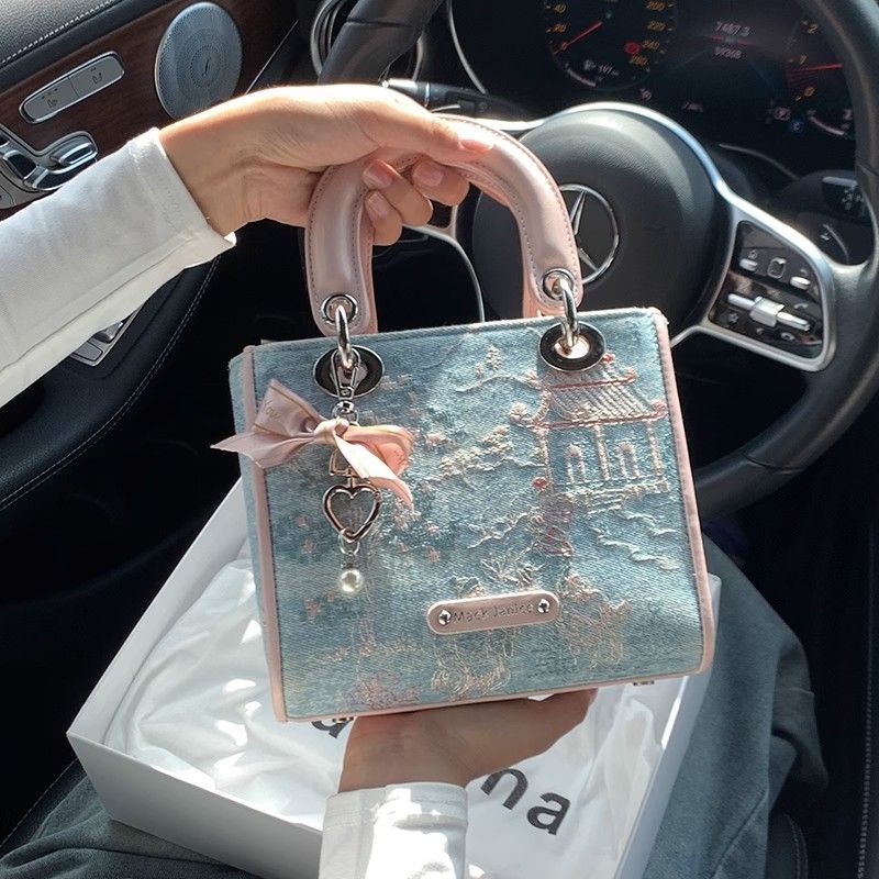 High Value Light Luxury Contra - Luxury Bags Levels 评论和价格